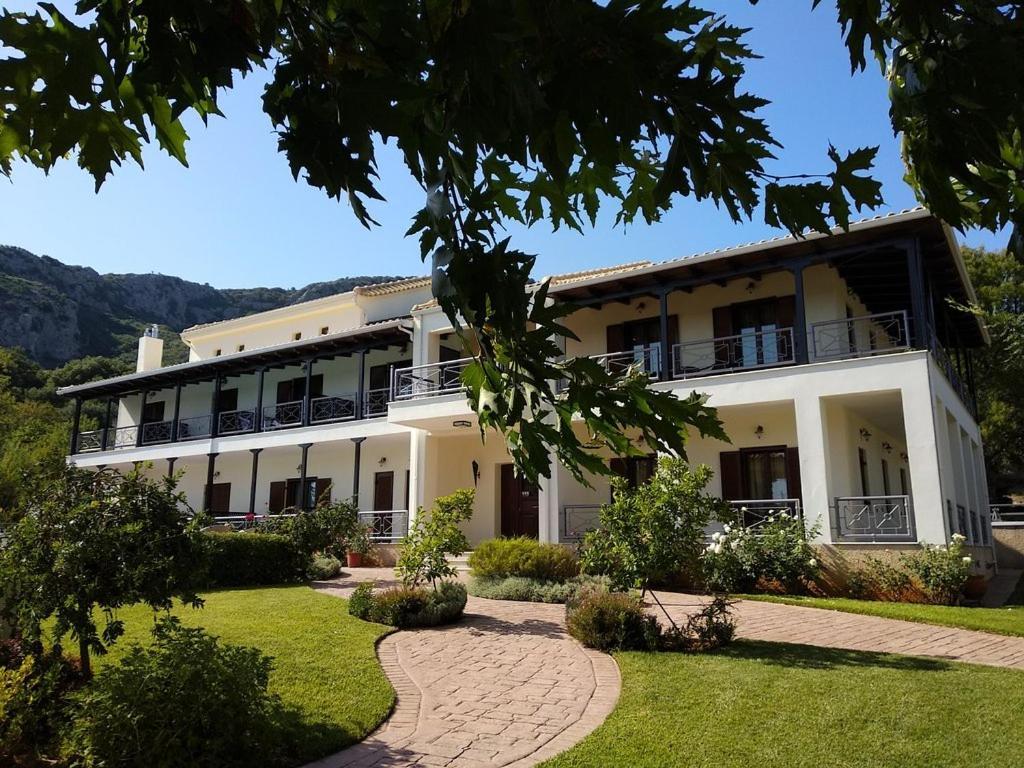 Guesthouse Michobeis Kamarína Zewnętrze zdjęcie