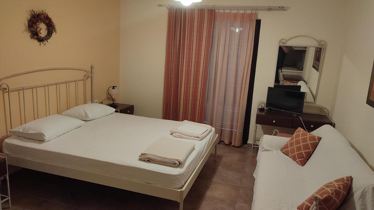 Guesthouse Michobeis Kamarína Zewnętrze zdjęcie