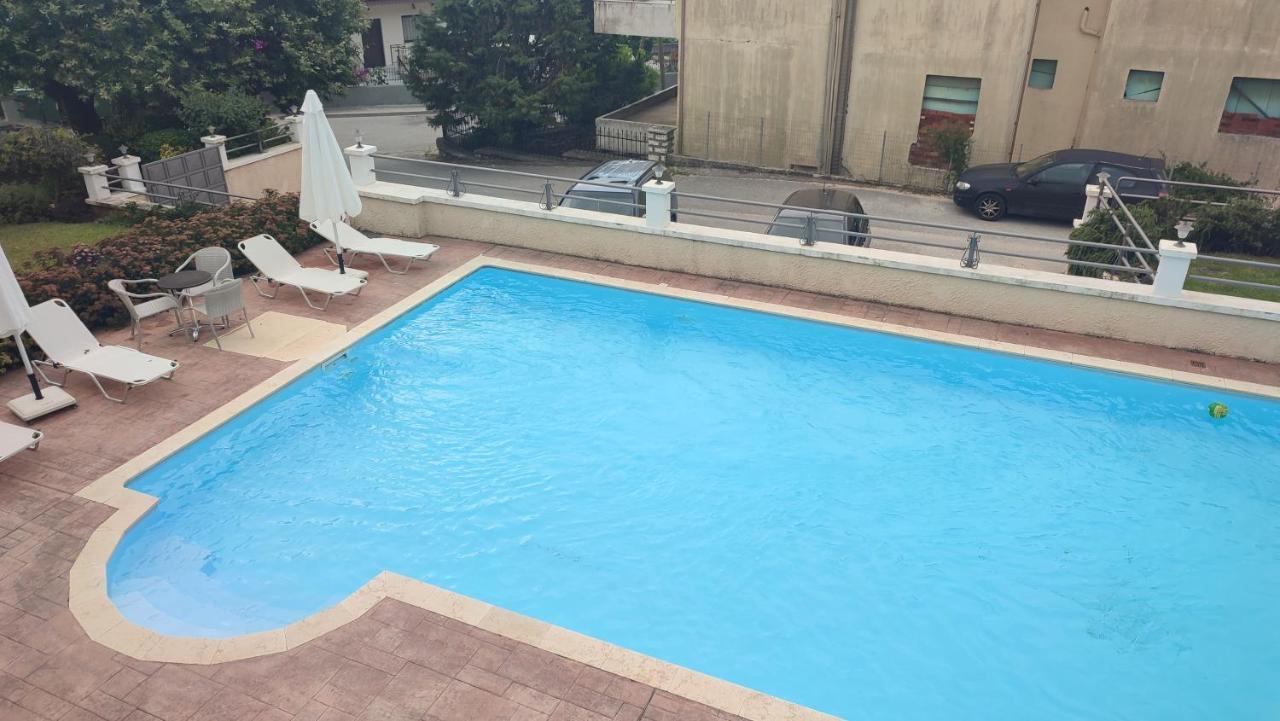 Guesthouse Michobeis Kamarína Zewnętrze zdjęcie