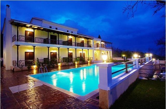 Guesthouse Michobeis Kamarína Zewnętrze zdjęcie